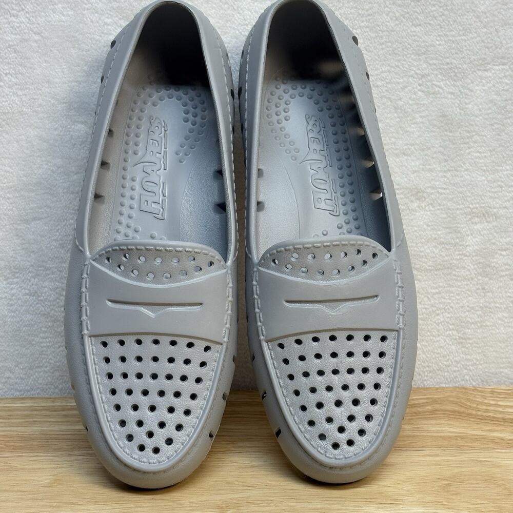 Floafers Water Shoes Men's Country Club Driver Gray Slip On Loafer Size 9